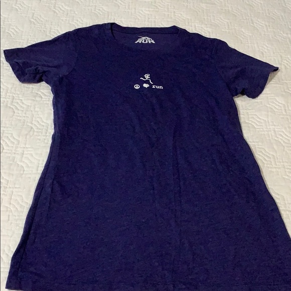 ππΌββοΈππΌββοΈππΌββοΈRunning t-shirt size M fitted - Picture 2 of 4